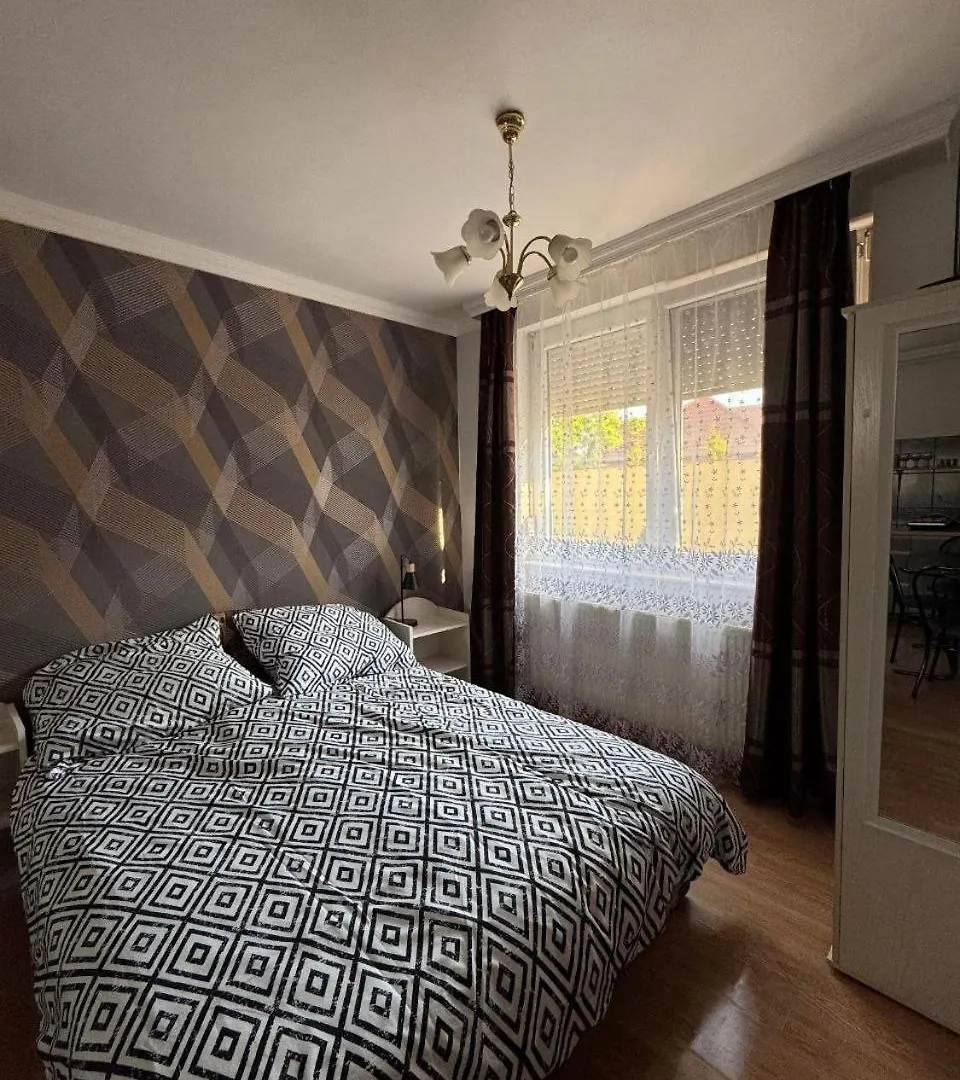 NIKA Apartman Hajduszoboszlo Apartment